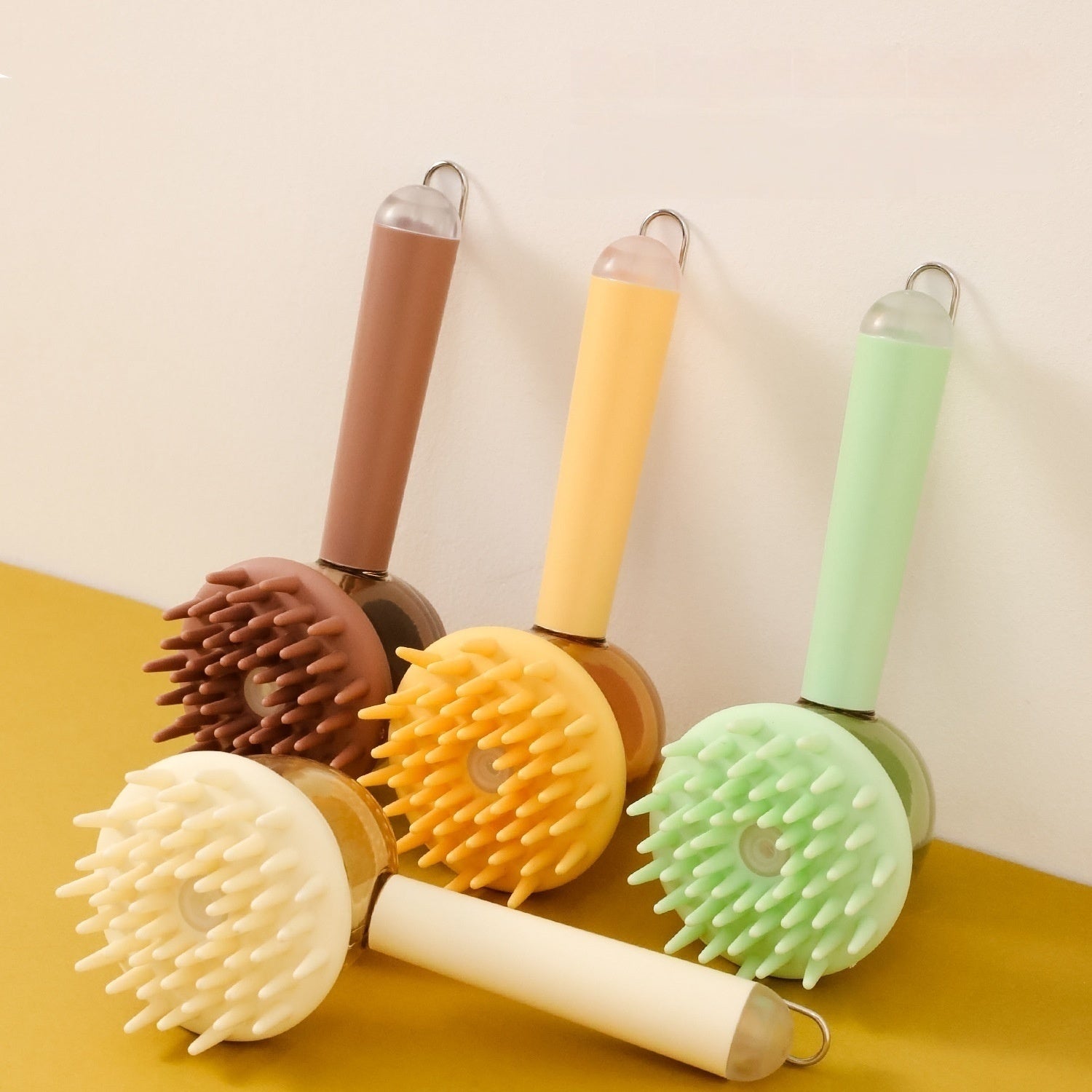 3 In 1 Bathing Brush for Dogs and Cats.
